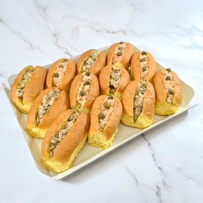 Bandeja de mini brioches de pescado (12 Uds)