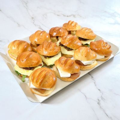 Bandeja de mini brioches vegetarianos (12 uds)